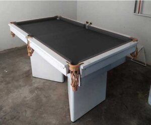 mesa de billar moderno